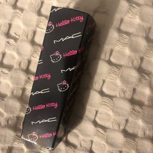 MAC Cosmetics Hello Kitty lipstick. NIB. Cute-ster
